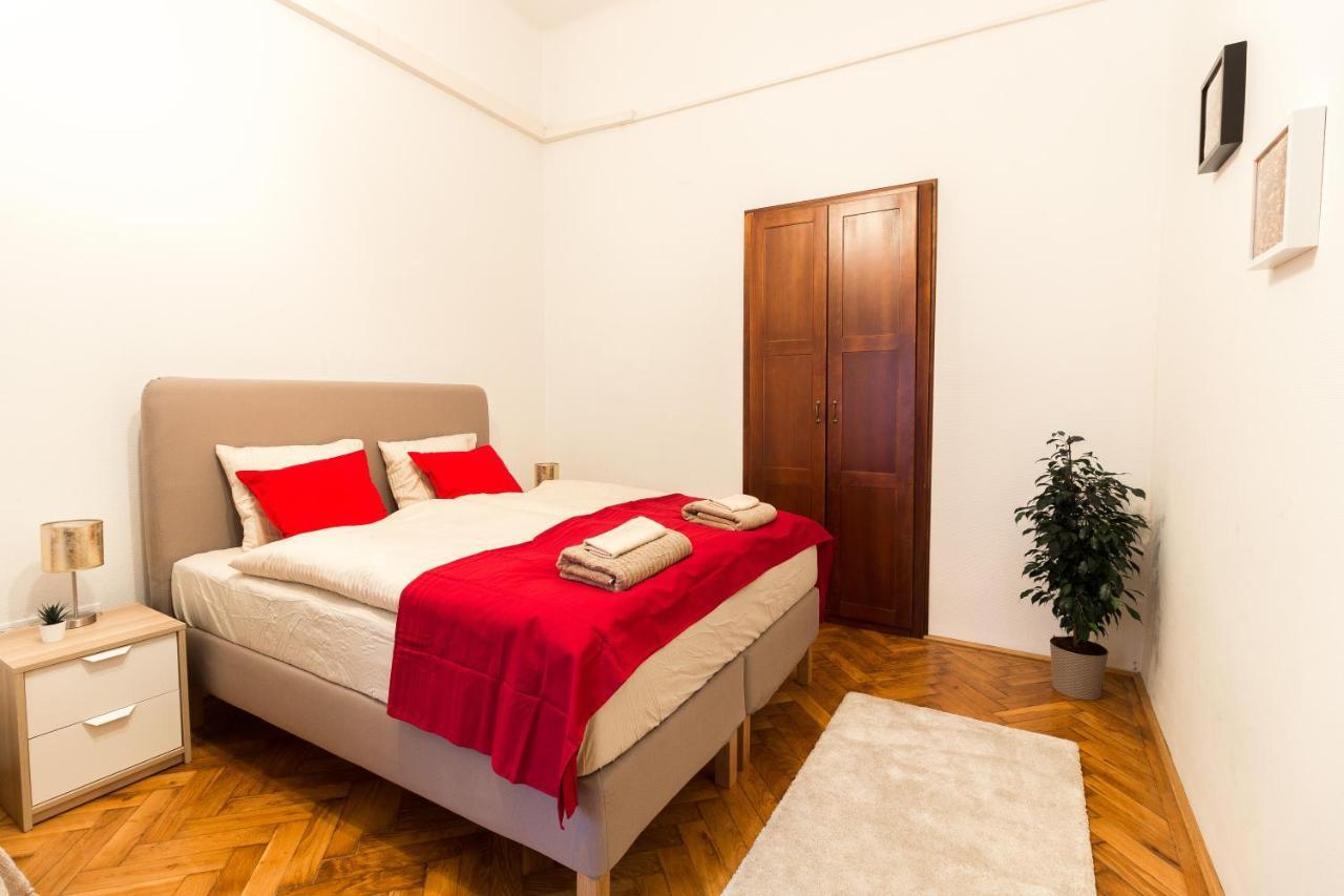 Beautiful Spacious Three-Room Suite Close To Buda Castle Budapeste Exterior foto