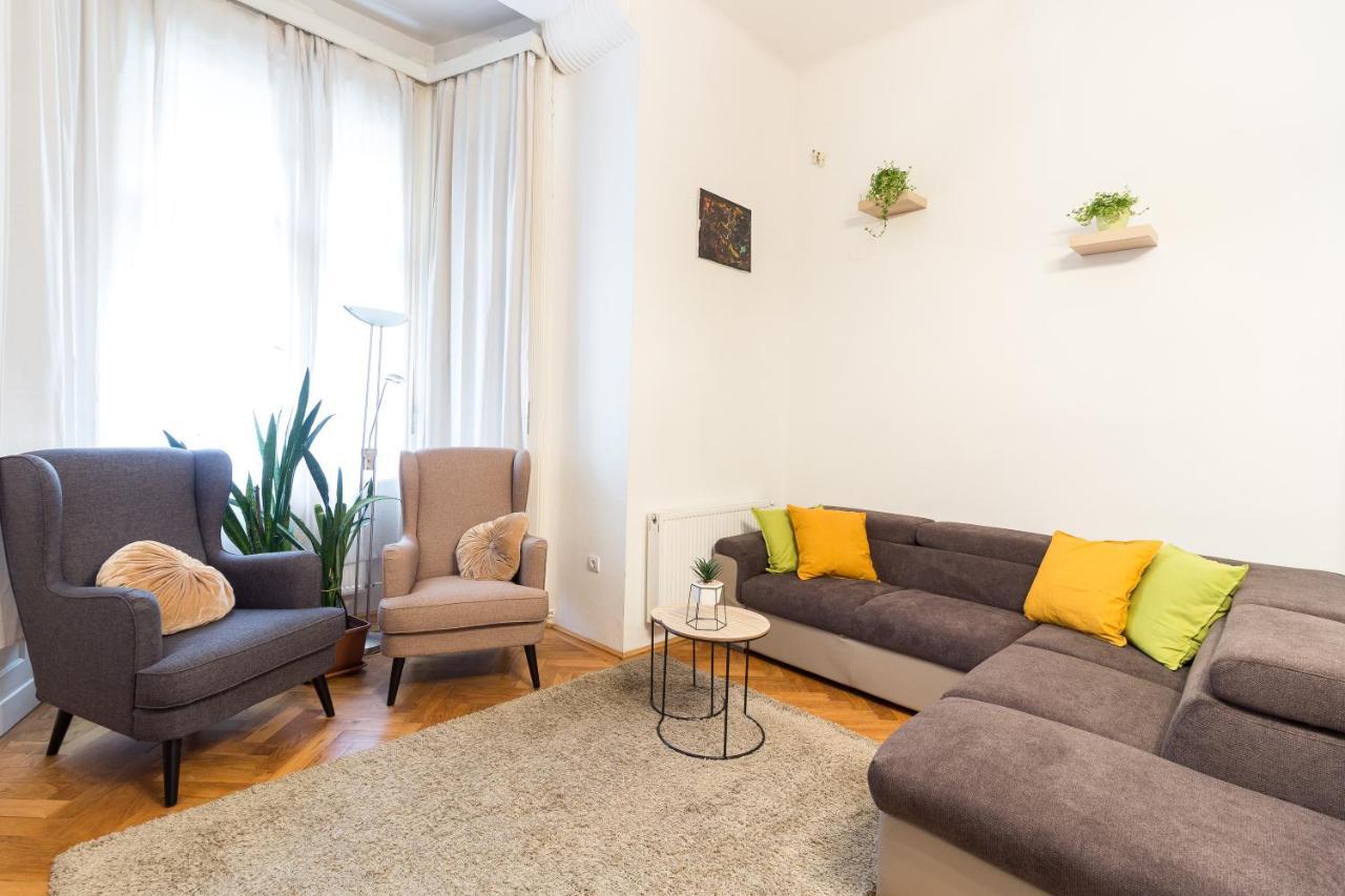 Beautiful Spacious Three-Room Suite Close To Buda Castle Budapeste Exterior foto